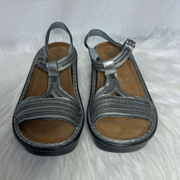 Naot Nara Sterling Silver Textured Leather Sandals Sz 41/US 10-10.5 - Picture 2 of 7